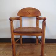Fauteuil Rainer Daumiller en pin huilé