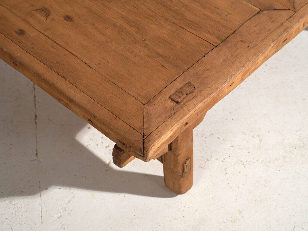 Antique pine coffee table – China, circa 1930