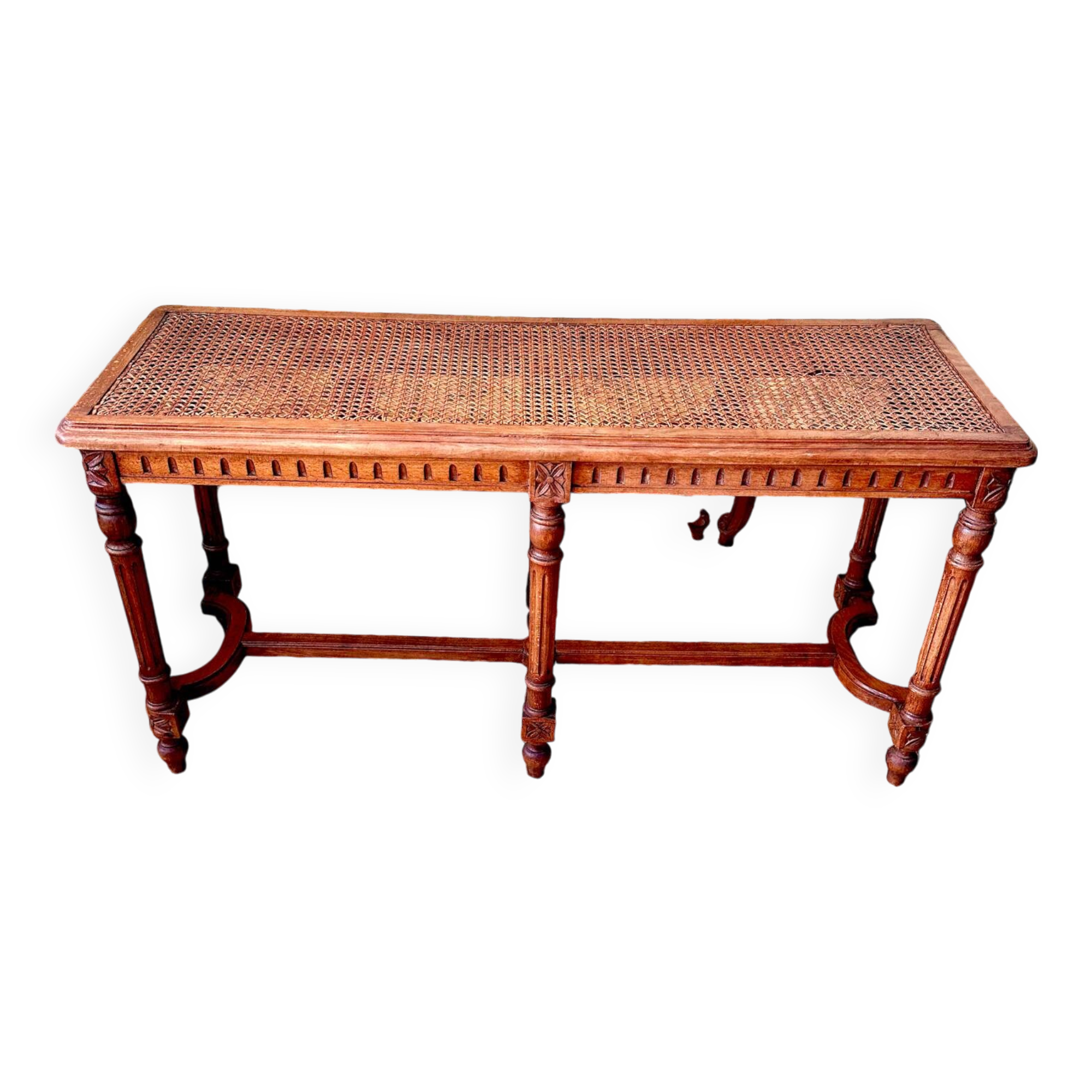 Piano bench seat in cane