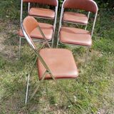 5 foldable chairs
