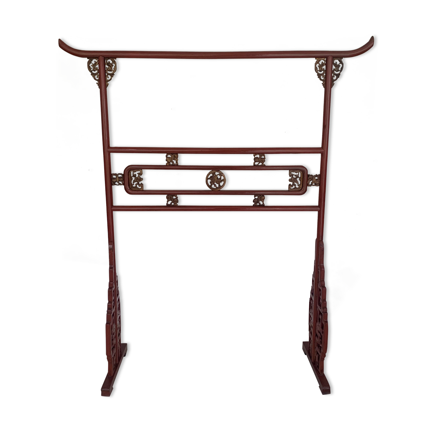 Chinese lacquered clothing holder