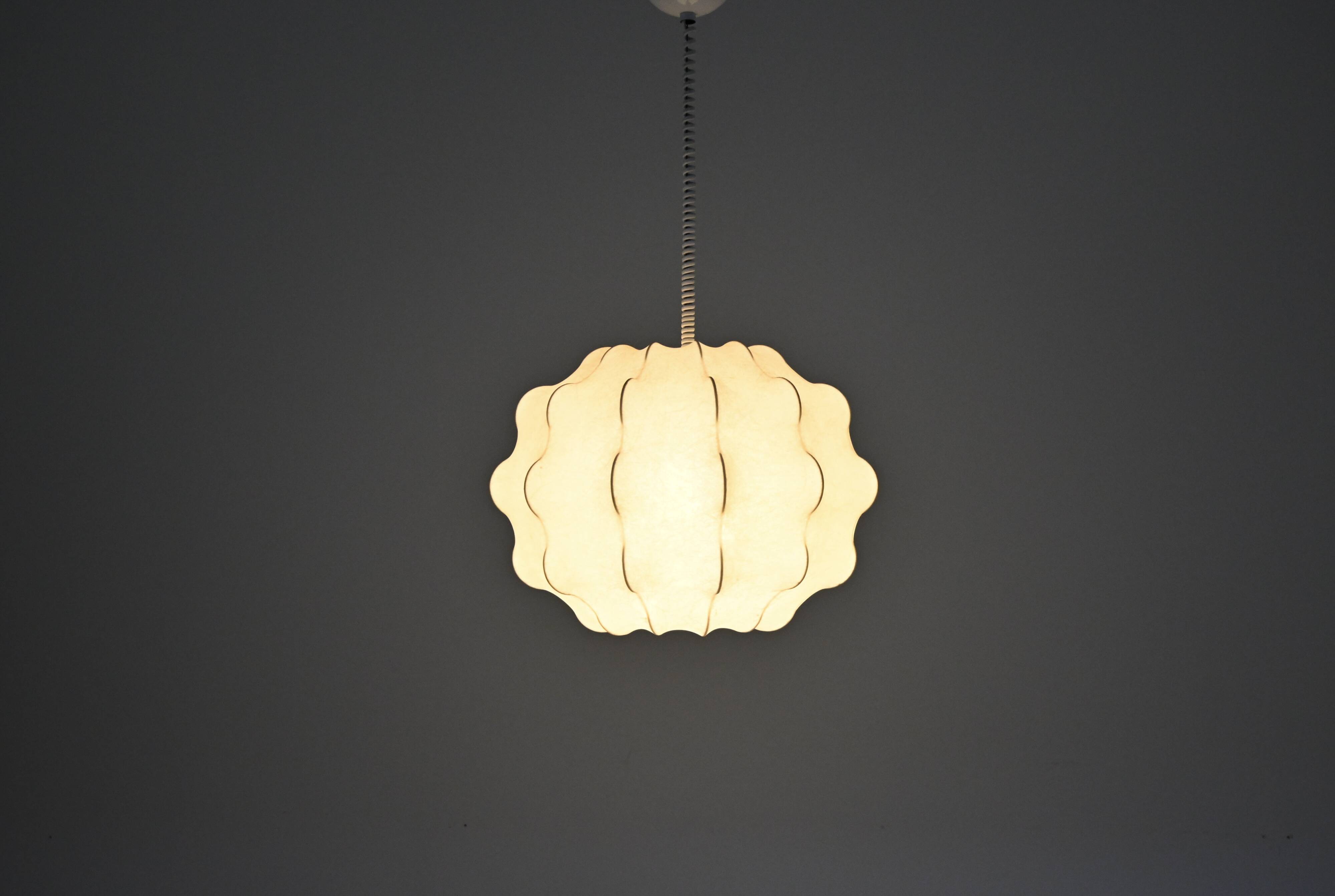 Cocoon pendant light by Achille & Pier Giacomo Castiglioni for Flos, 1960s