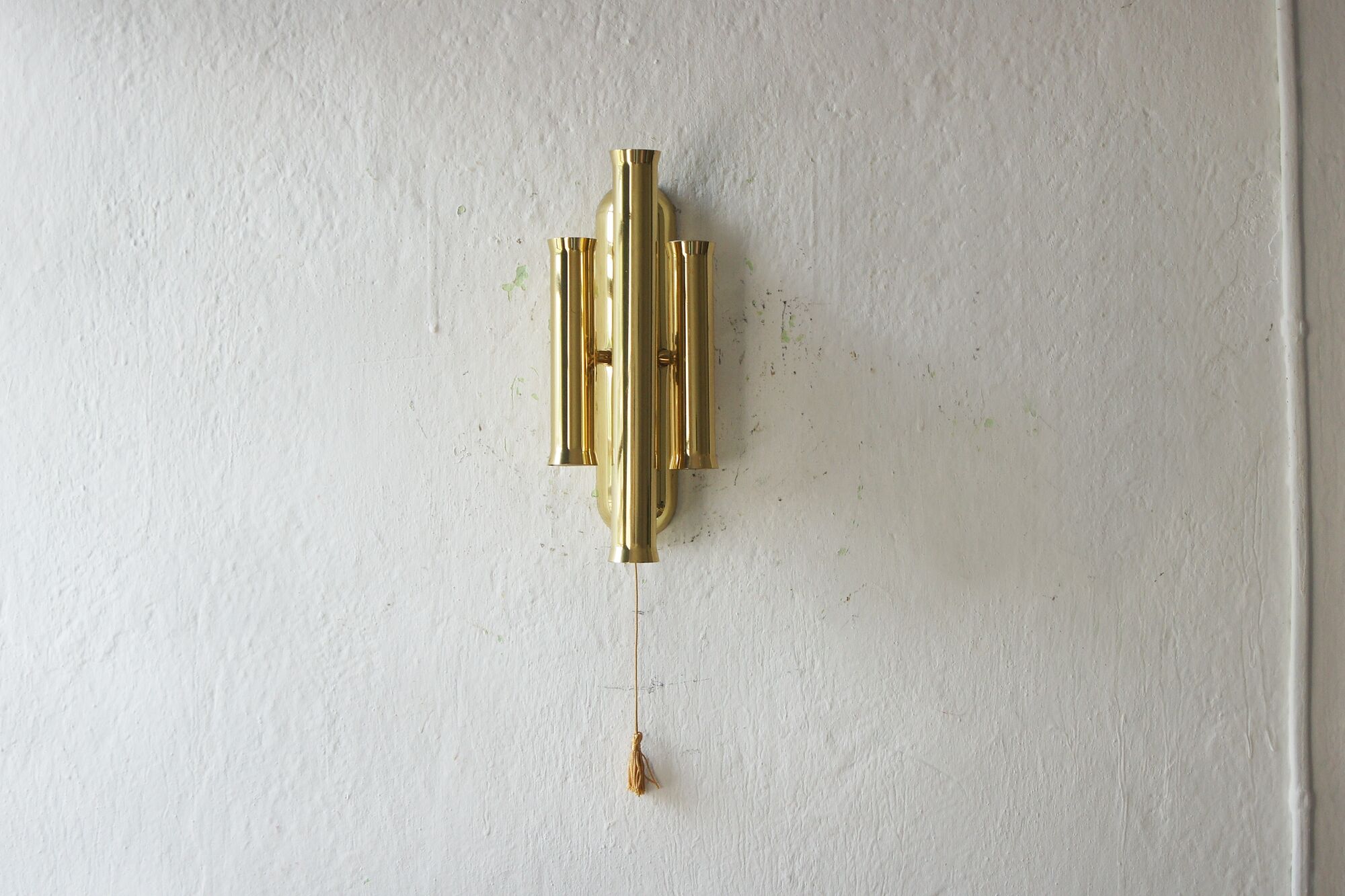 Vintage Italian Brass Wall Lamp