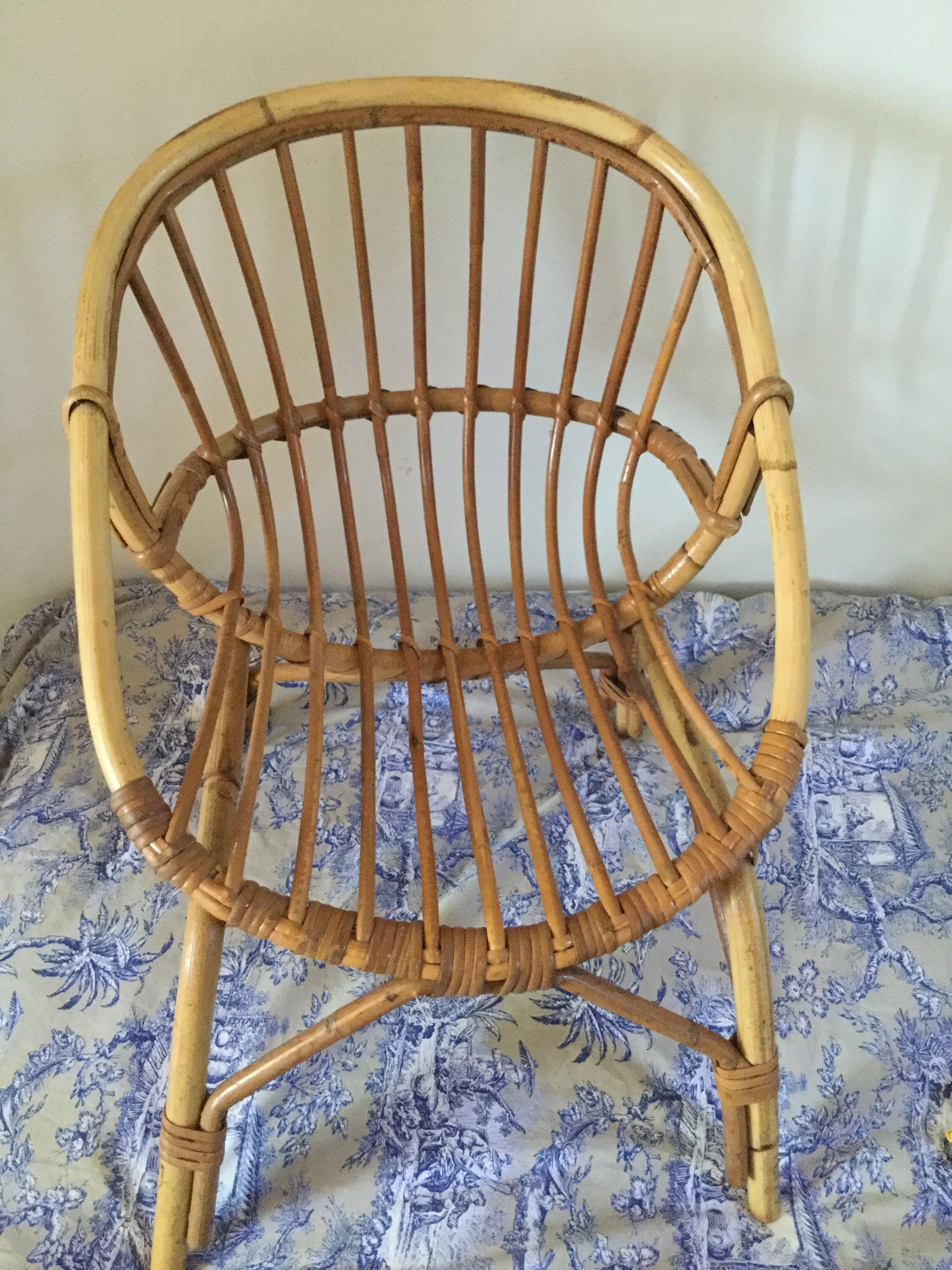 Children's basket rattan chair