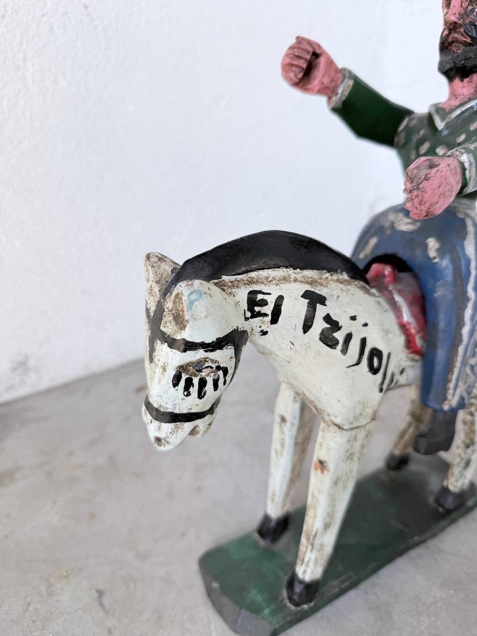 Folk Art statuette horse Guatemala
