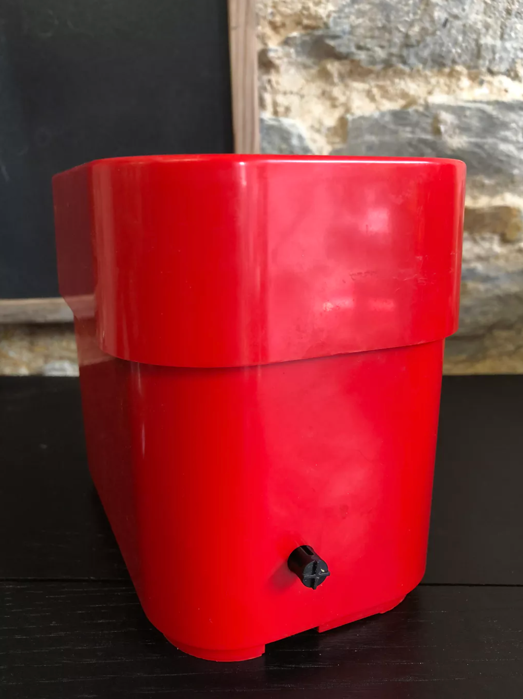 Vintage terraillon scale