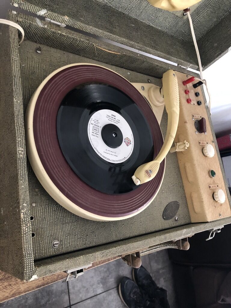 Vintage disc turntable