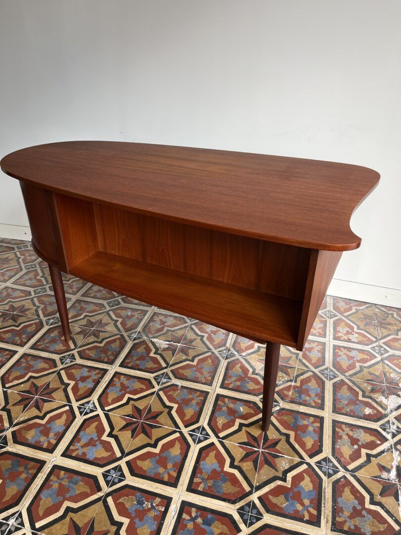 Danish kidney shaped desk