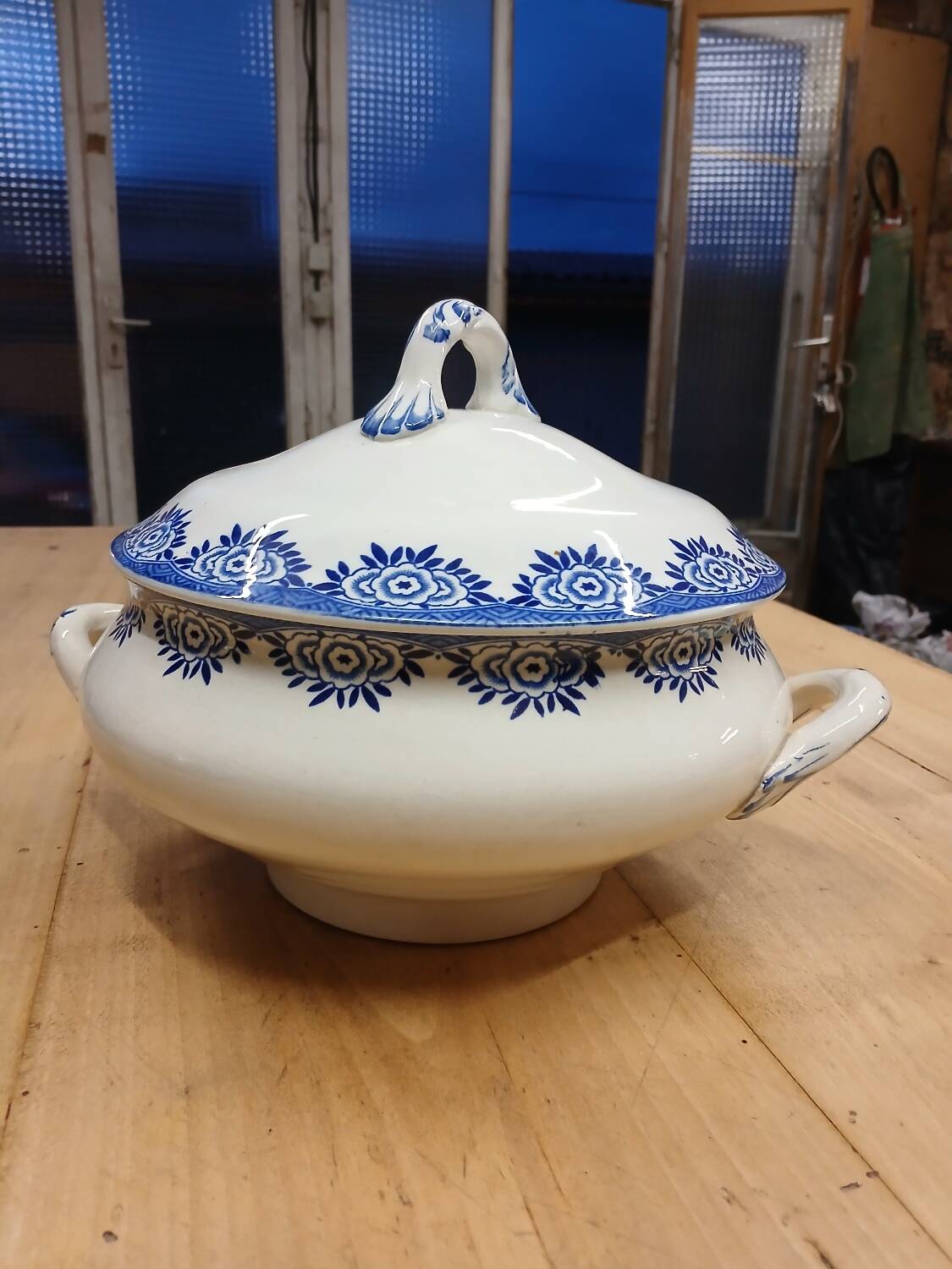 Old soup tureen Digoin and Sarreguemines