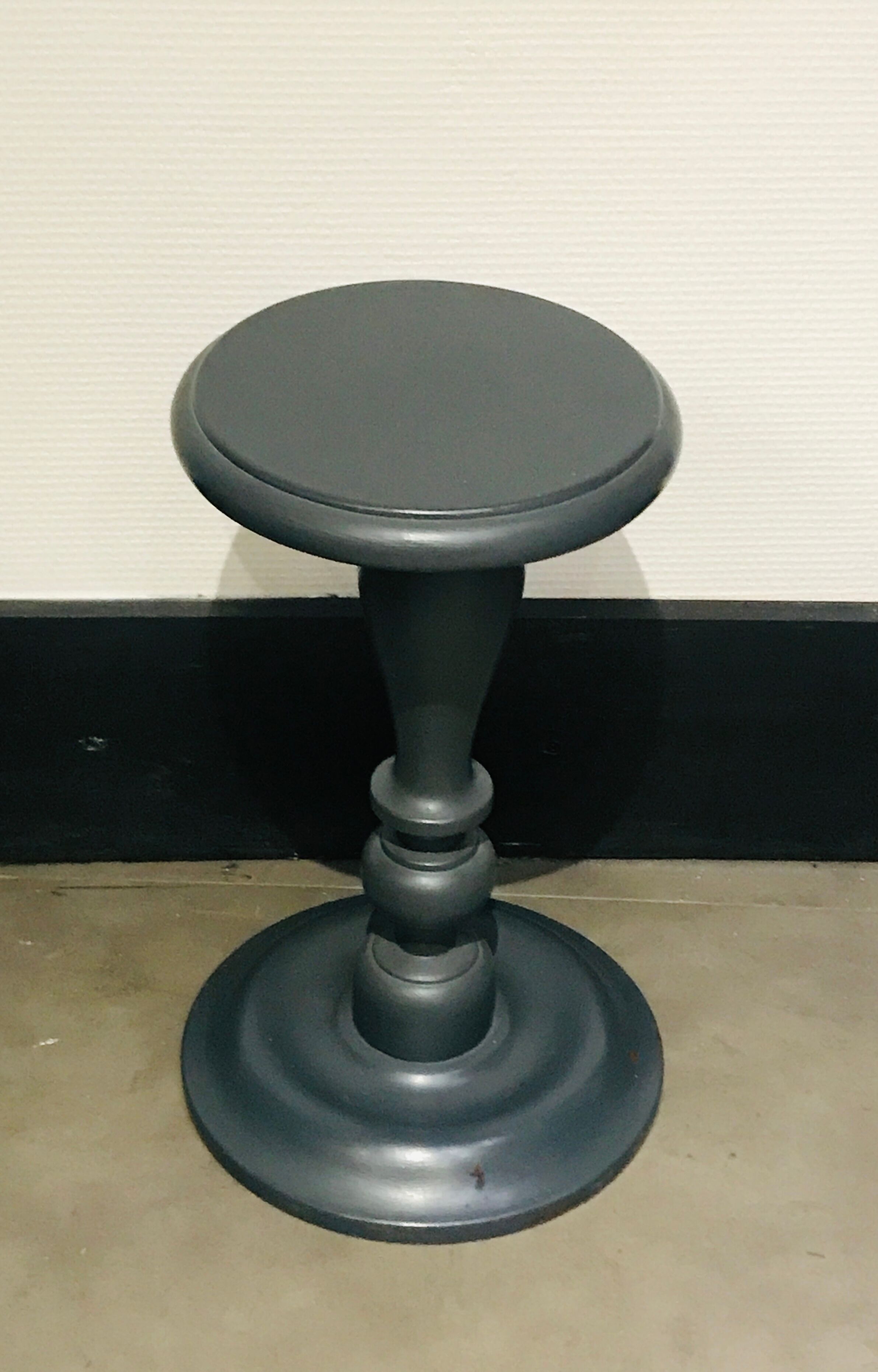 Small pedestal table