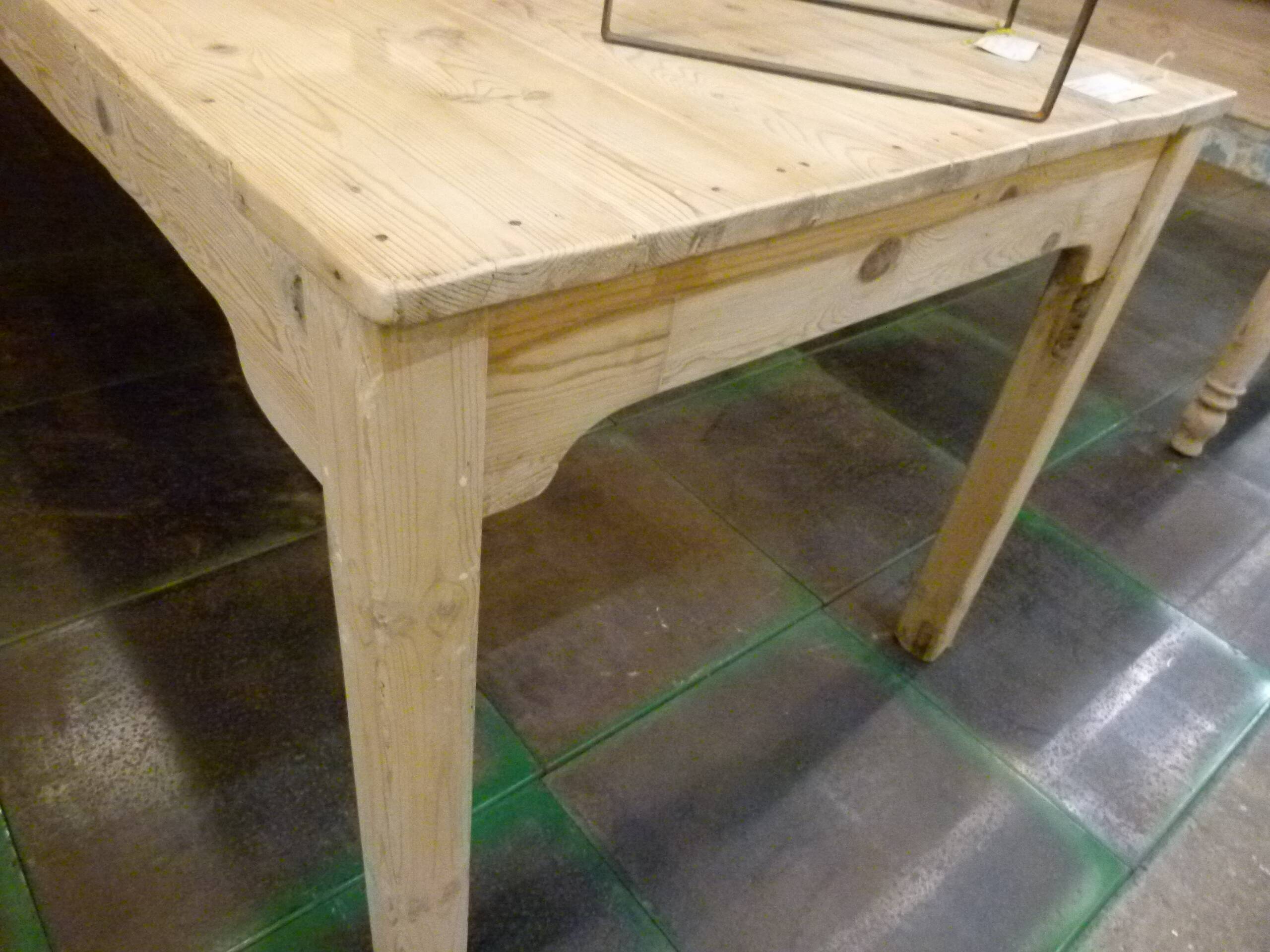 Table ferme XXème