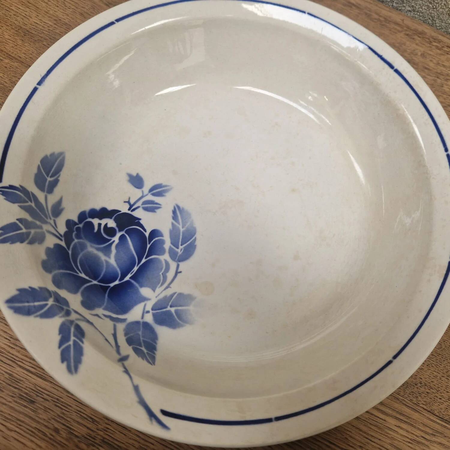 Antique serving dish "St Amand"