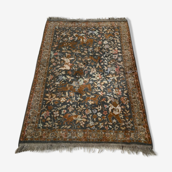 Old carpet 185x115cm