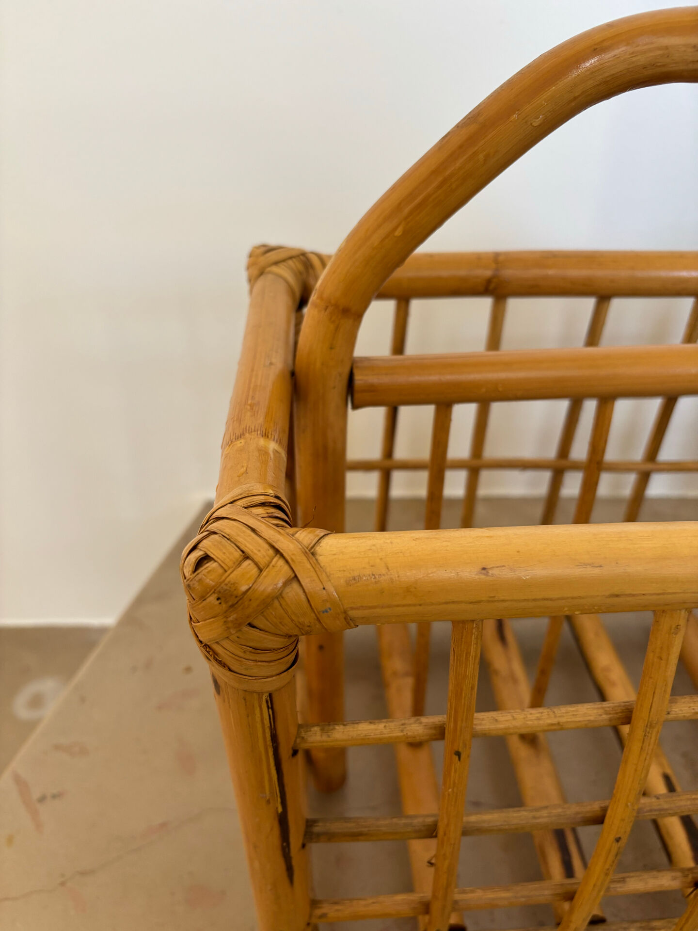 Magazine rack