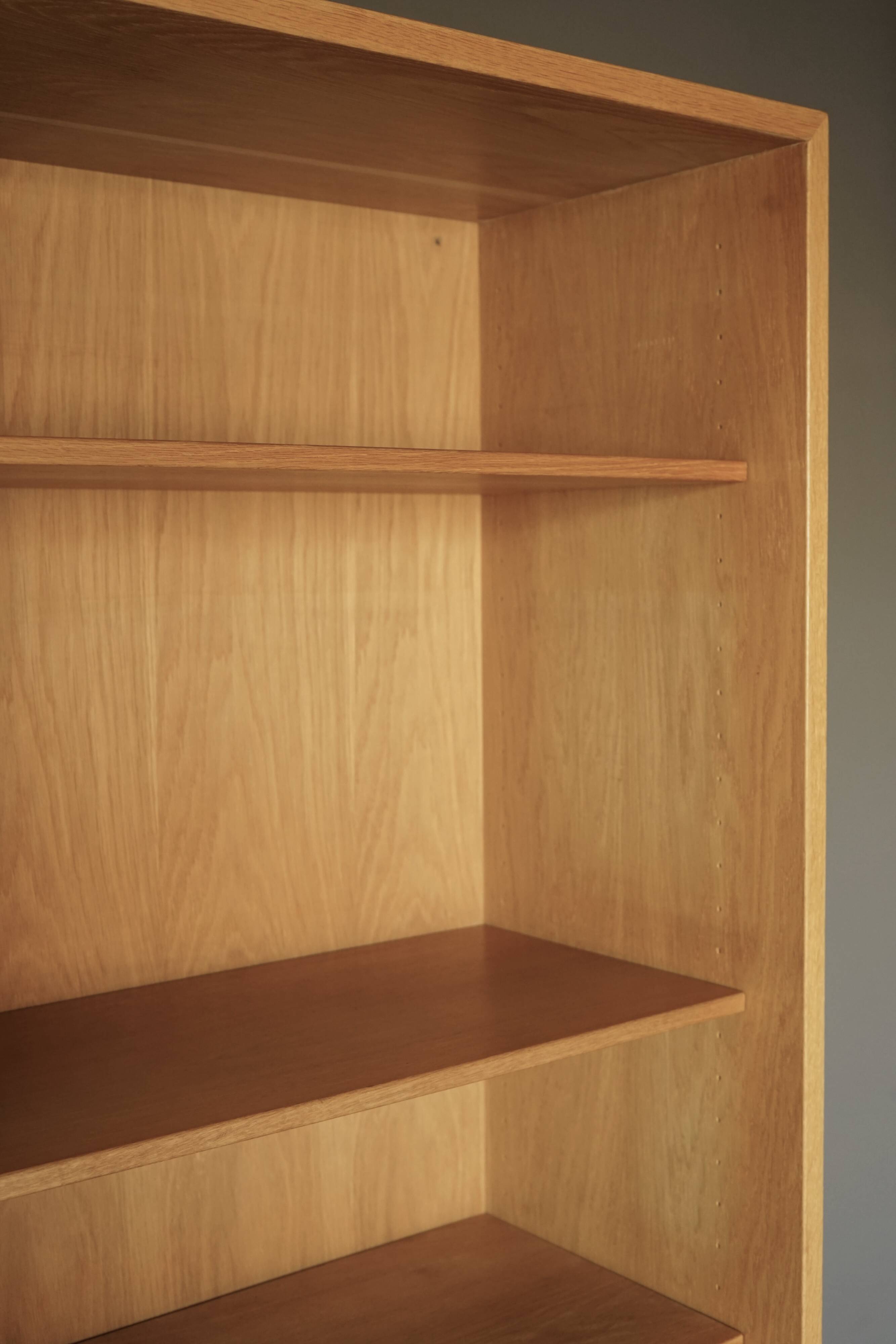 Oak Bookcase by Børge Mogensen for Karl Andersson & söner. Sweden, 1960s