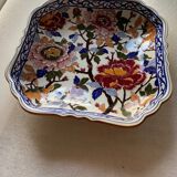 Gian dish with peony decor