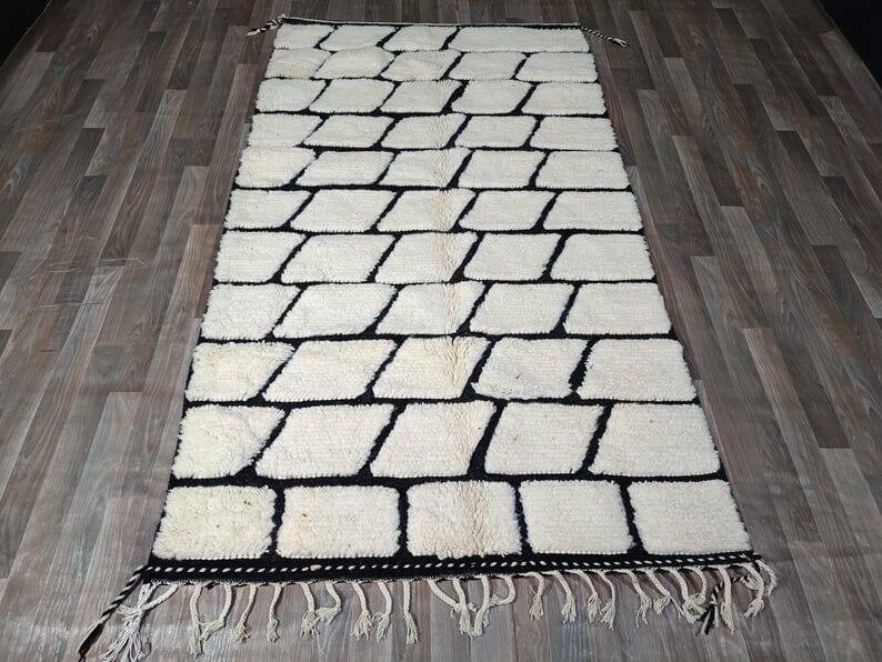 Handmade pure wool rug, size 140 x 260 cm.