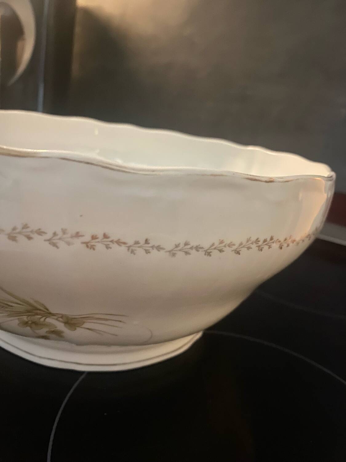 Fine porcelain salad bowl