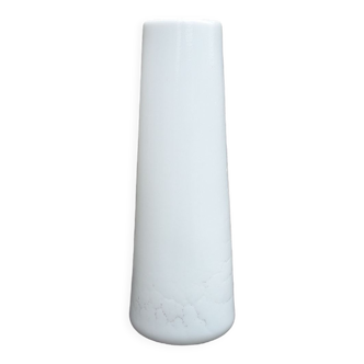 Ancien vase cône opaline véritable -xix ème - début xx ème -