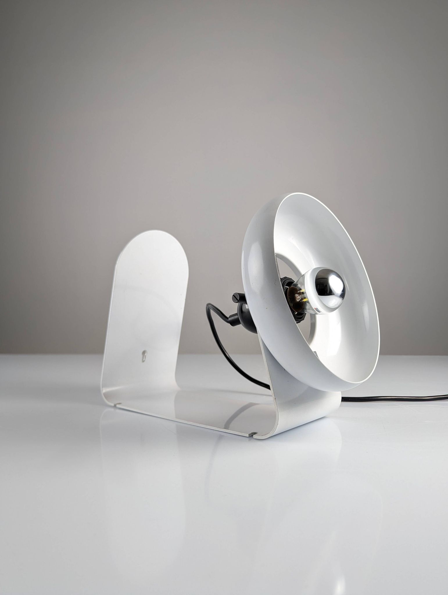 Postmodern table or wall lamp by Stilnovo