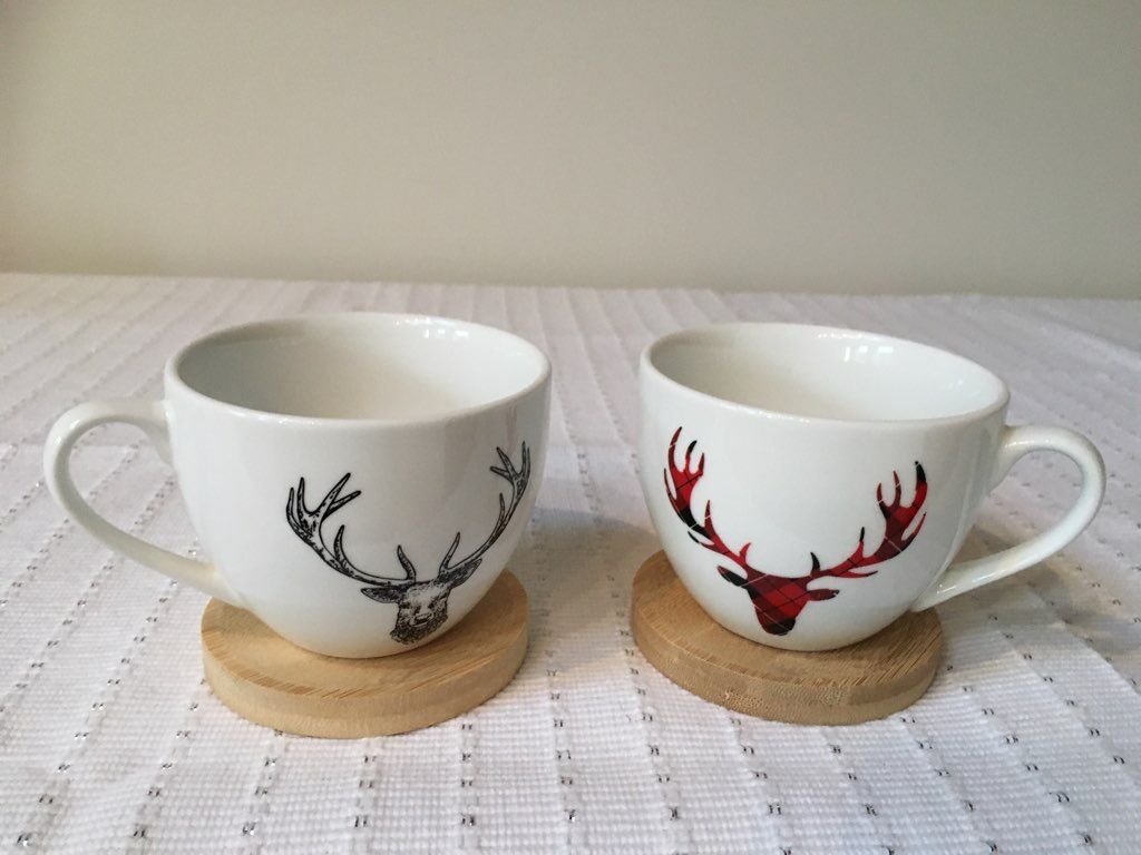 Lot of 4 cups deer pattern