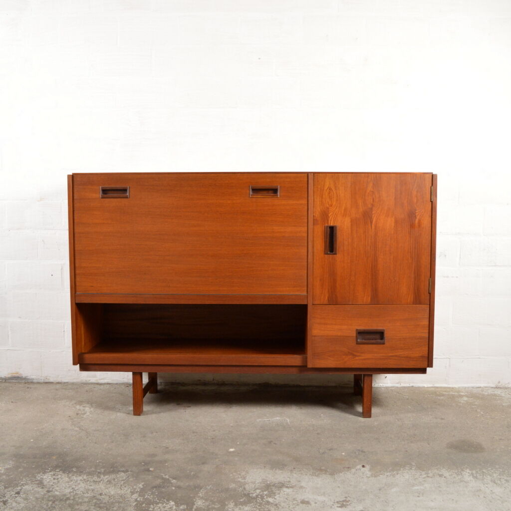 Teak buffet