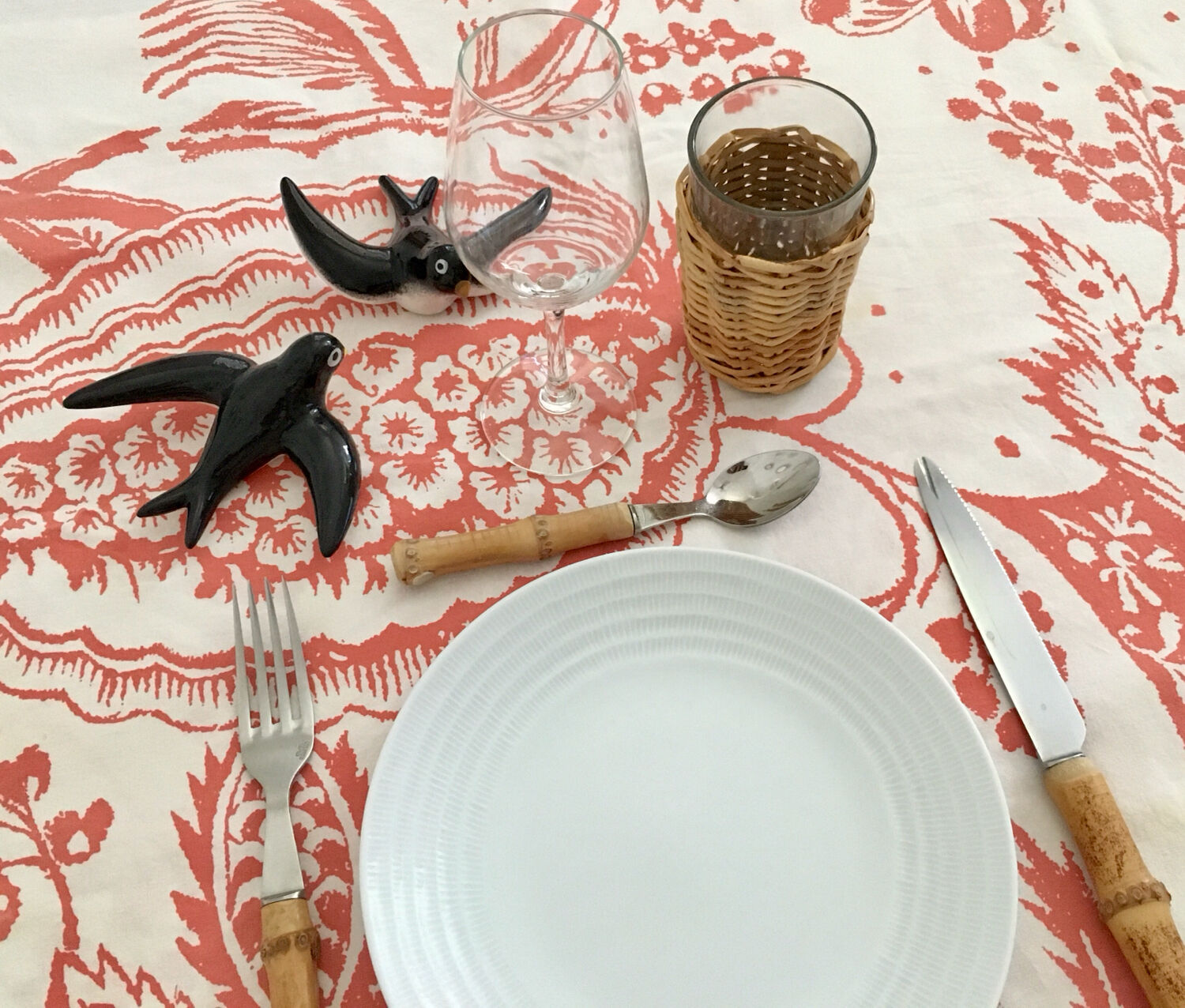 Lot of ceramic swallows