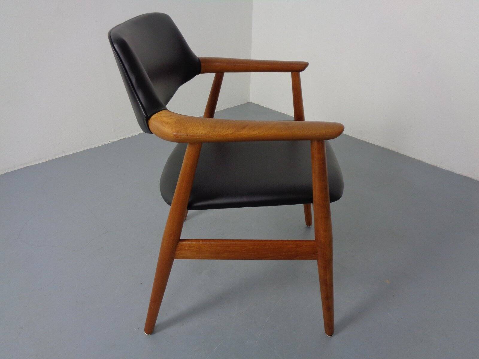 Danish Teak GM11 Armchair by Svend Aage Eriksen of Glostrup, Denmark, 1960s
