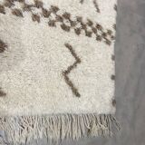 White/marrone laine carpet 180x240cm