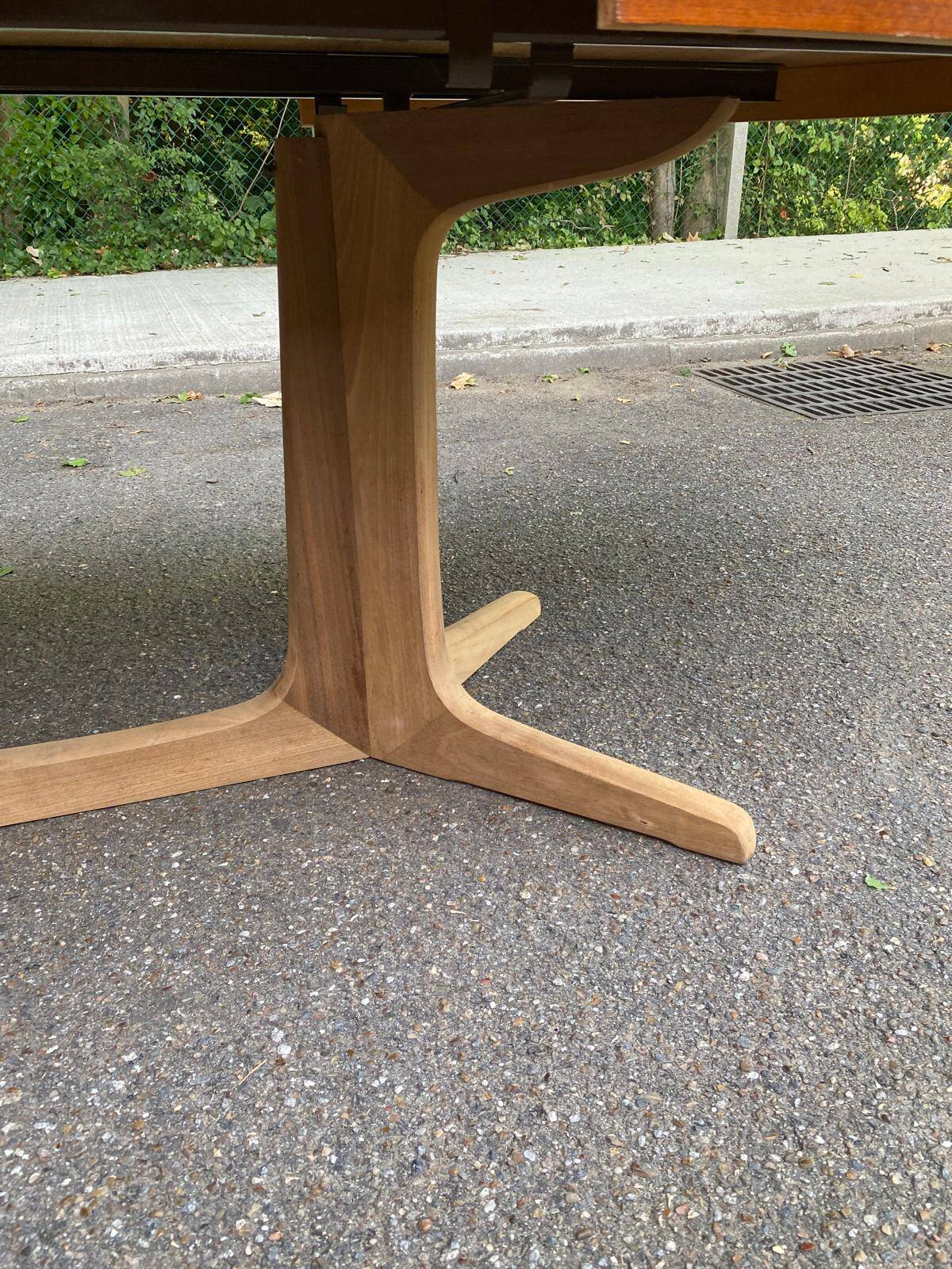 Table scandinave ovale extensible Baumann teck 240cm 1980