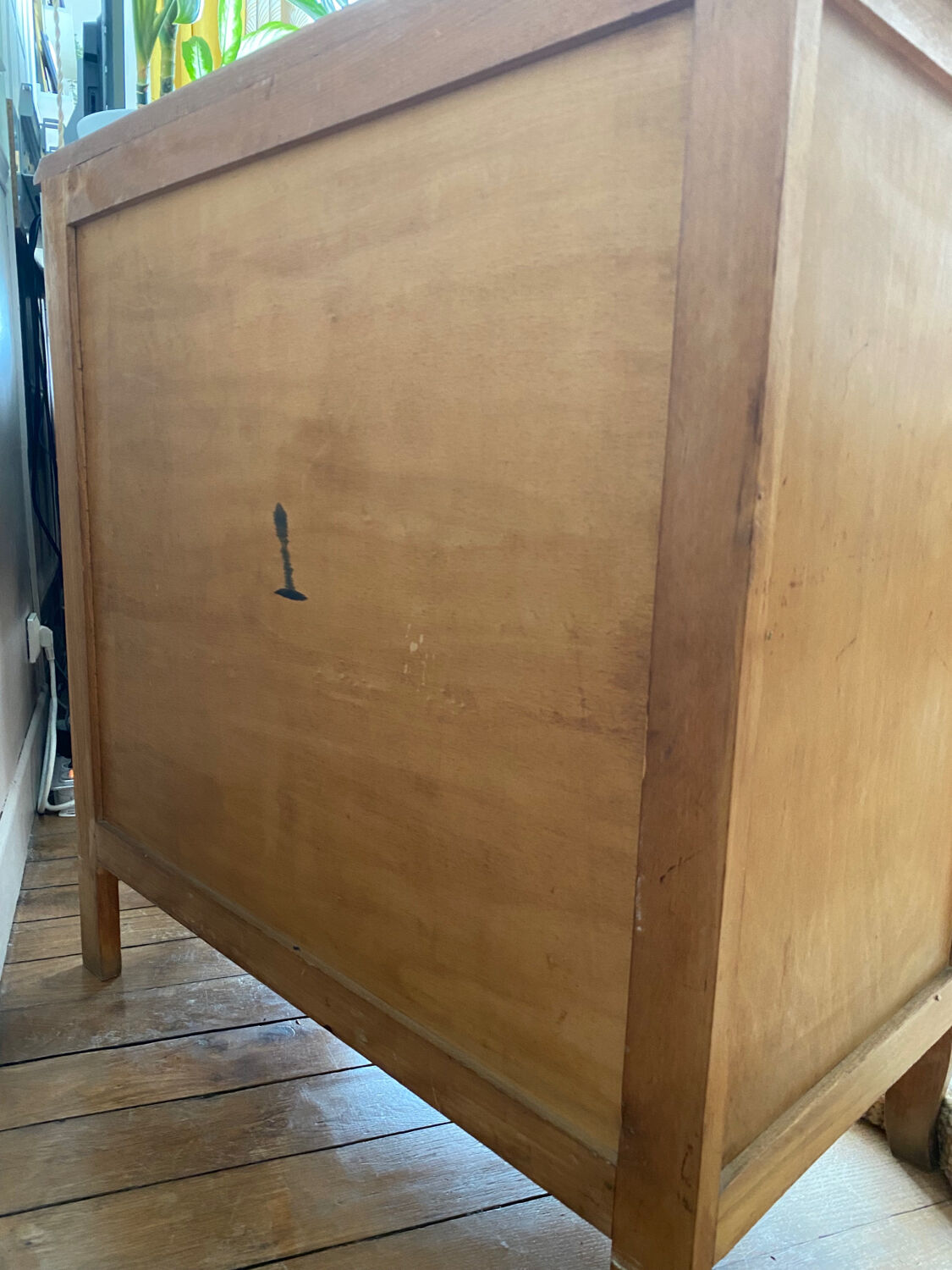 Vintage wooden chest of drawers