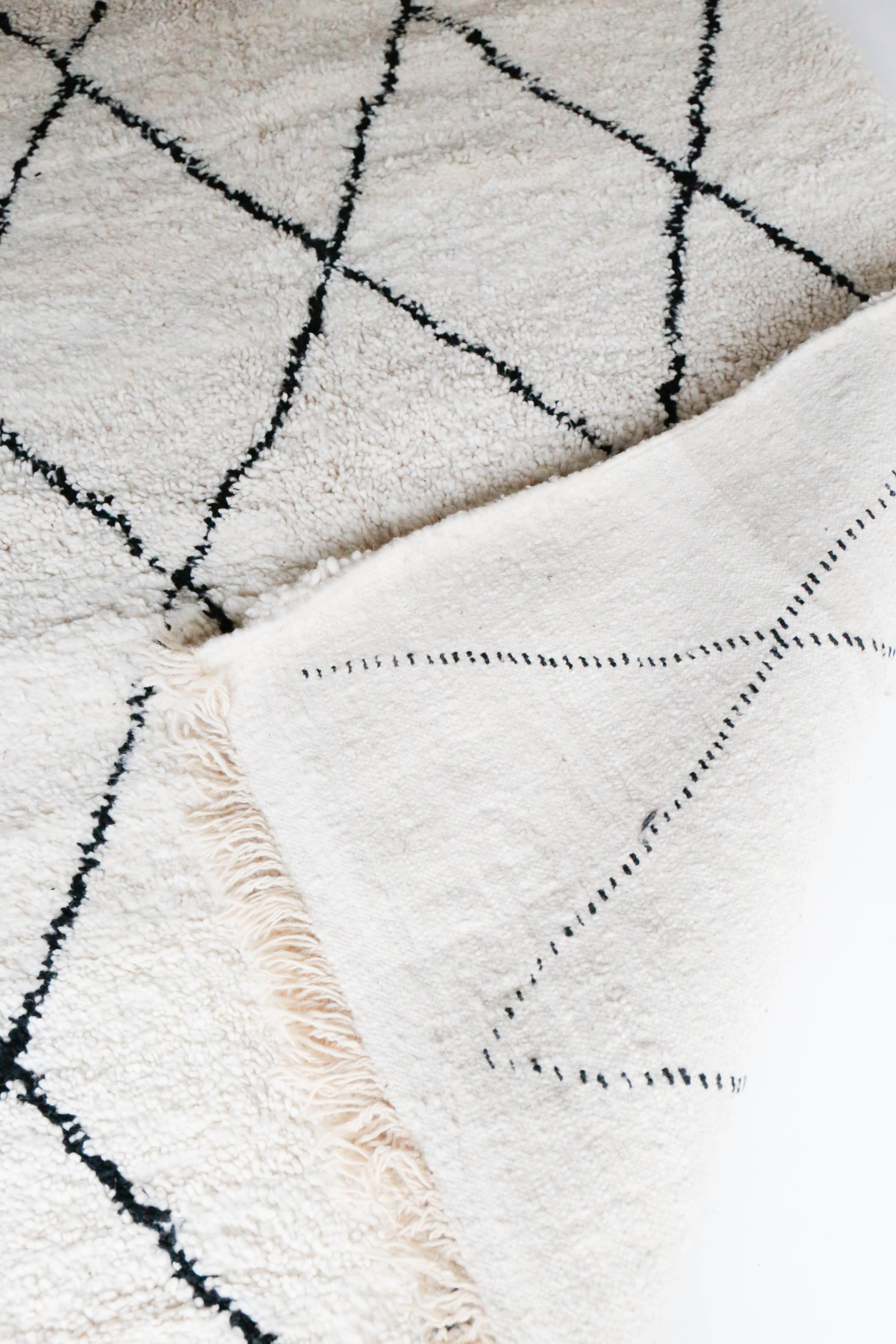 Carpet beni ouarain 240 x 145 cm