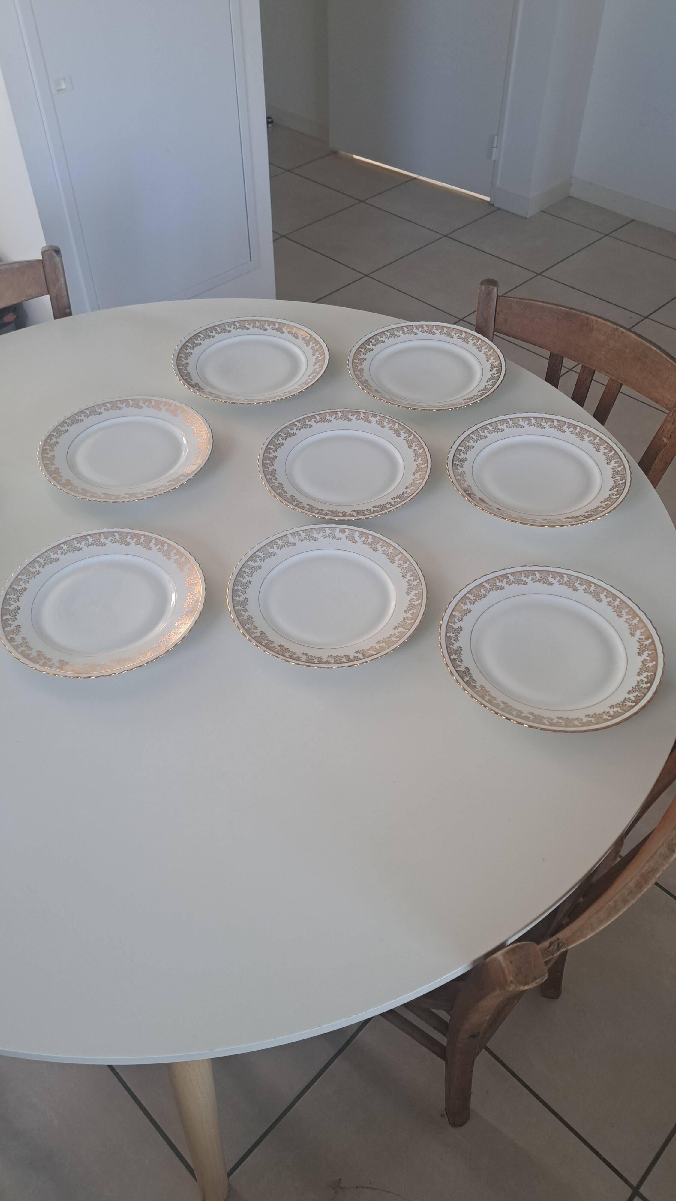 Set of 8 Limoges porcelain plates ADP ROYAL.