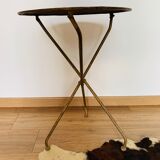 Pedestal table / small folding round table