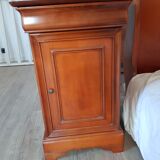 Bedside table