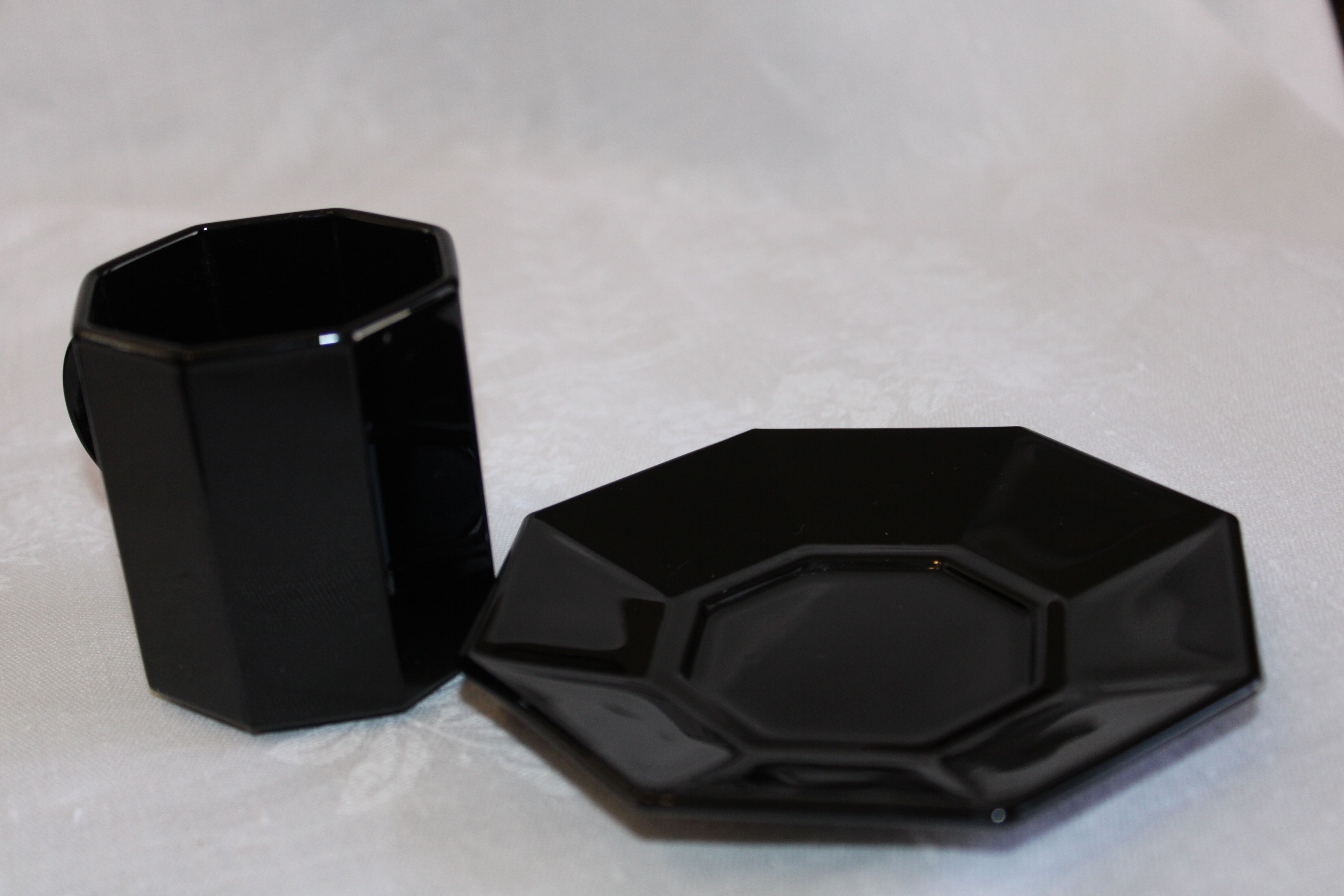 6 Arcoroc Octime model coffee cups