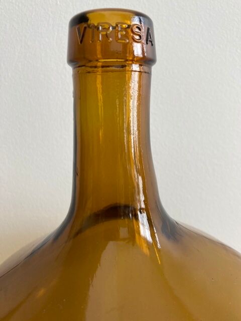 Lady-jeanne amber jeroboam