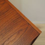 Buffet en teck, design danois, années 1970, production : Danemark