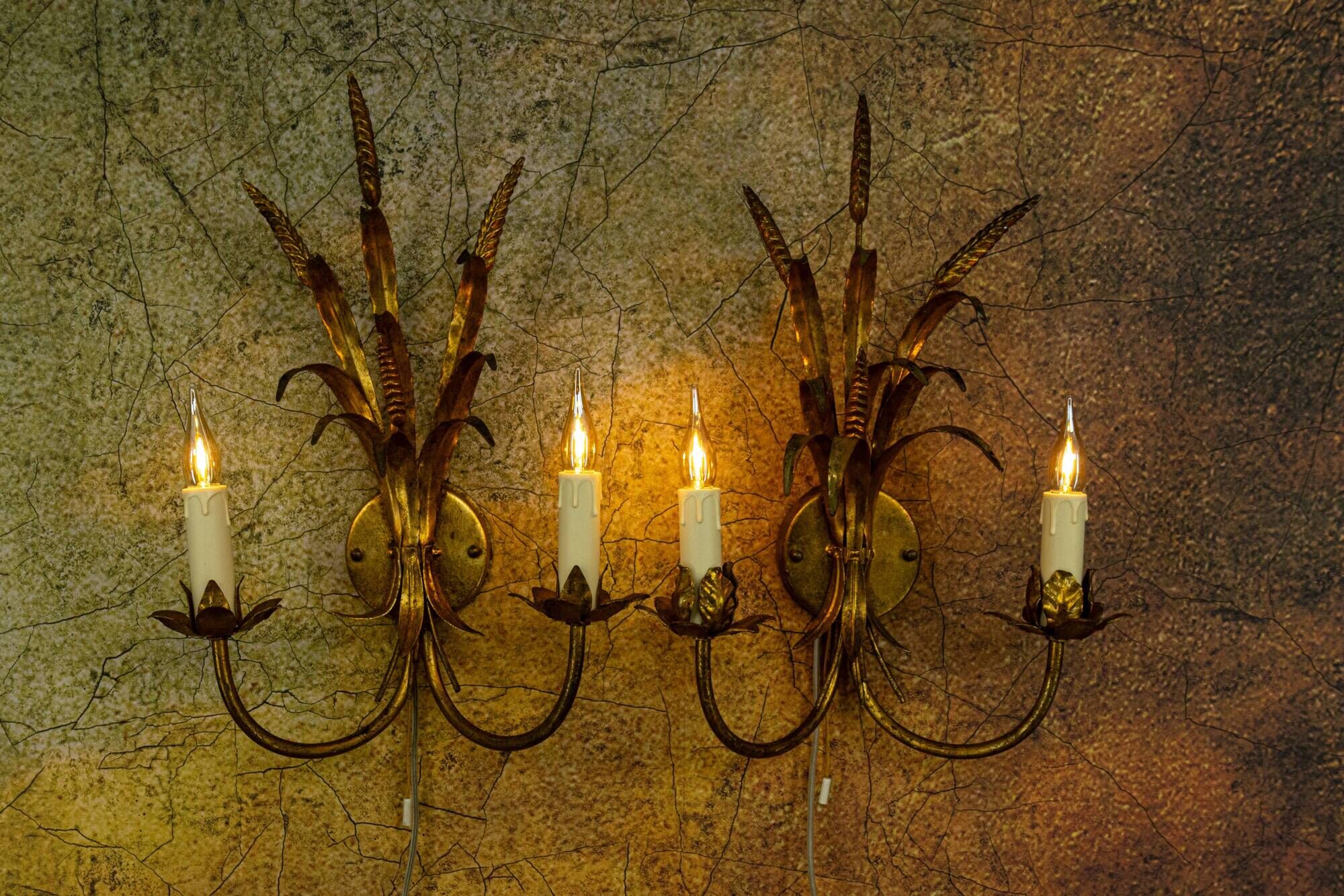 Pair of Hollywood Regency Style Gilt Metal Double-Arm Wheat Sconces, 1970s