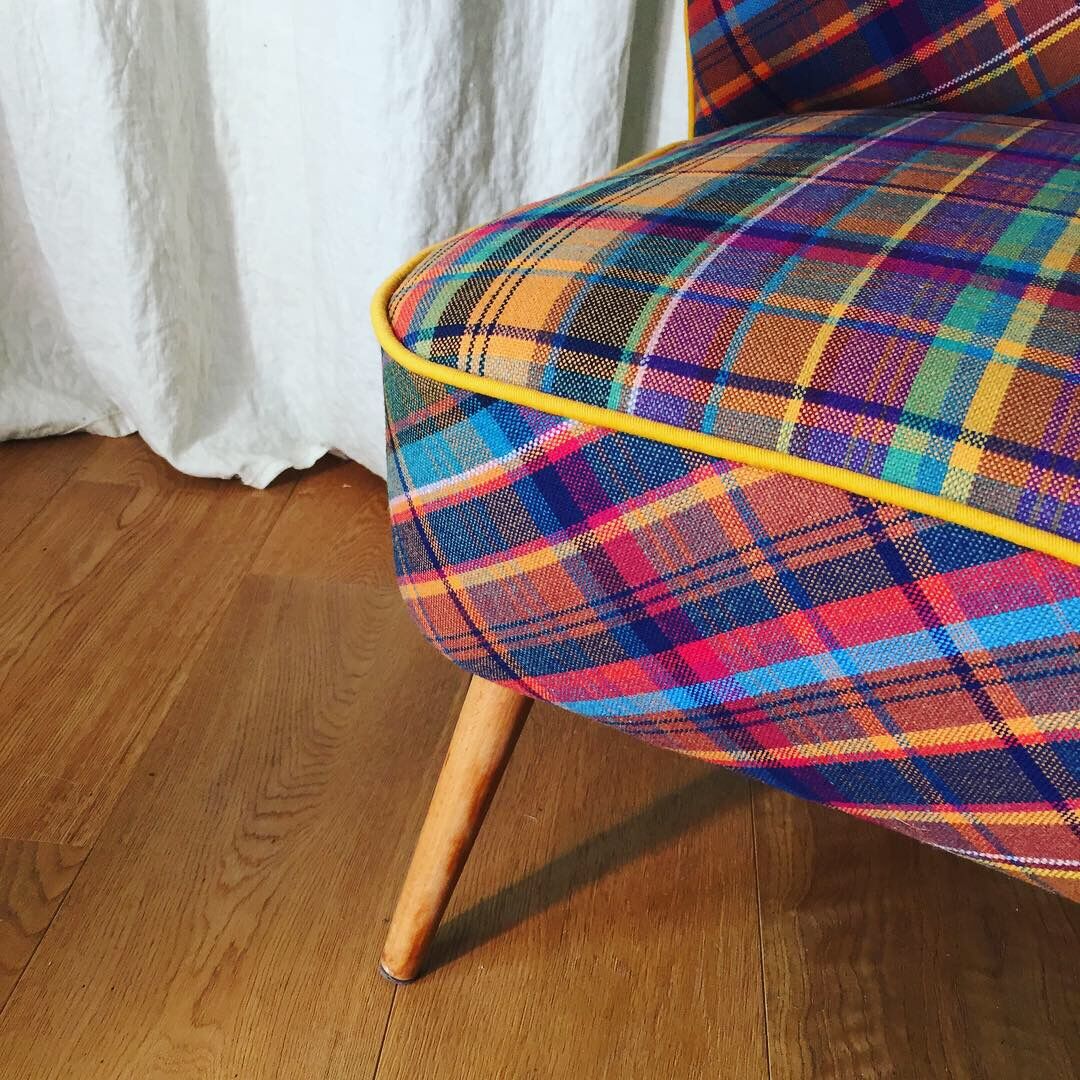 Cocktail armchair