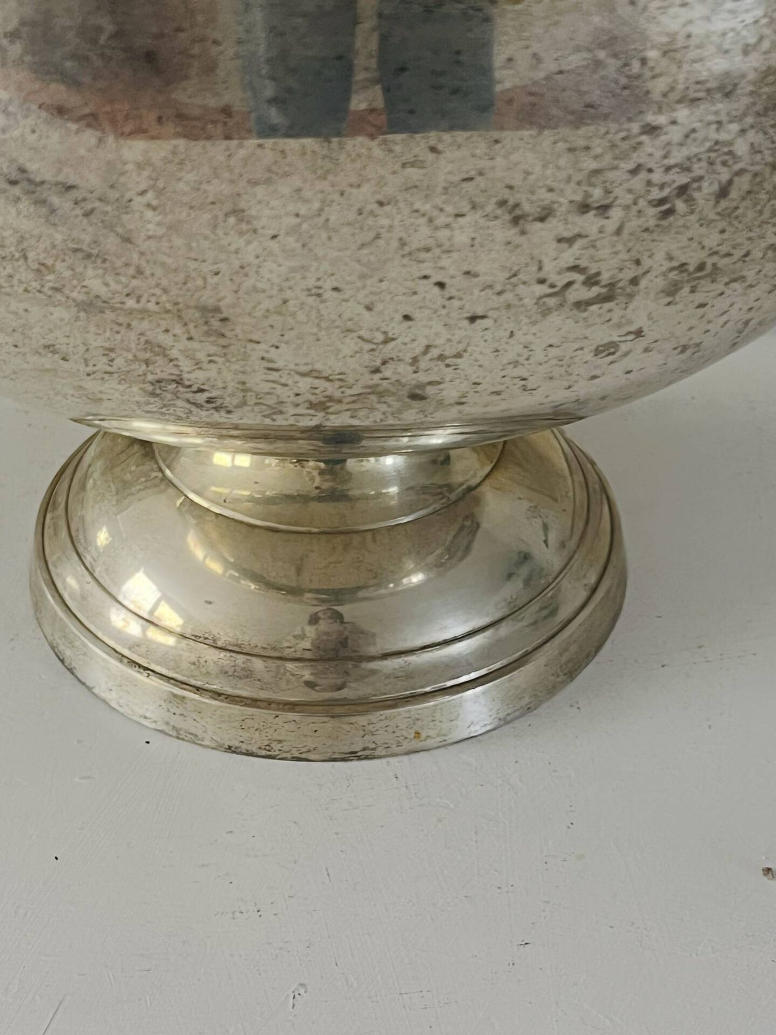 Champagne bucket Silver Plated vasque on Pedestal,