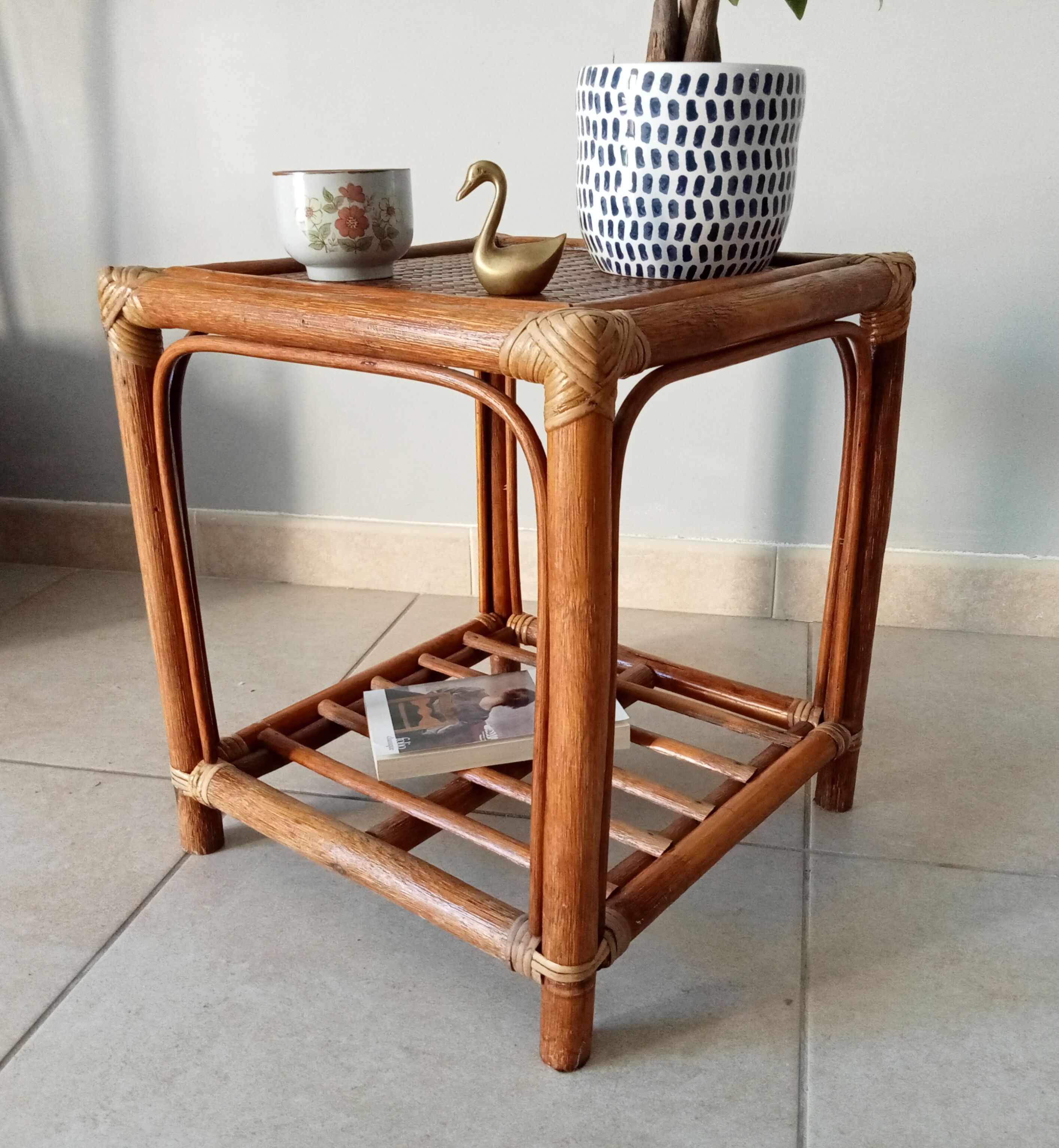 Vintage side table in rattan and bamboo