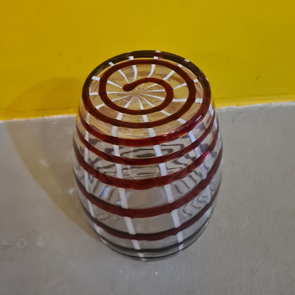 Glass vase late 1900s