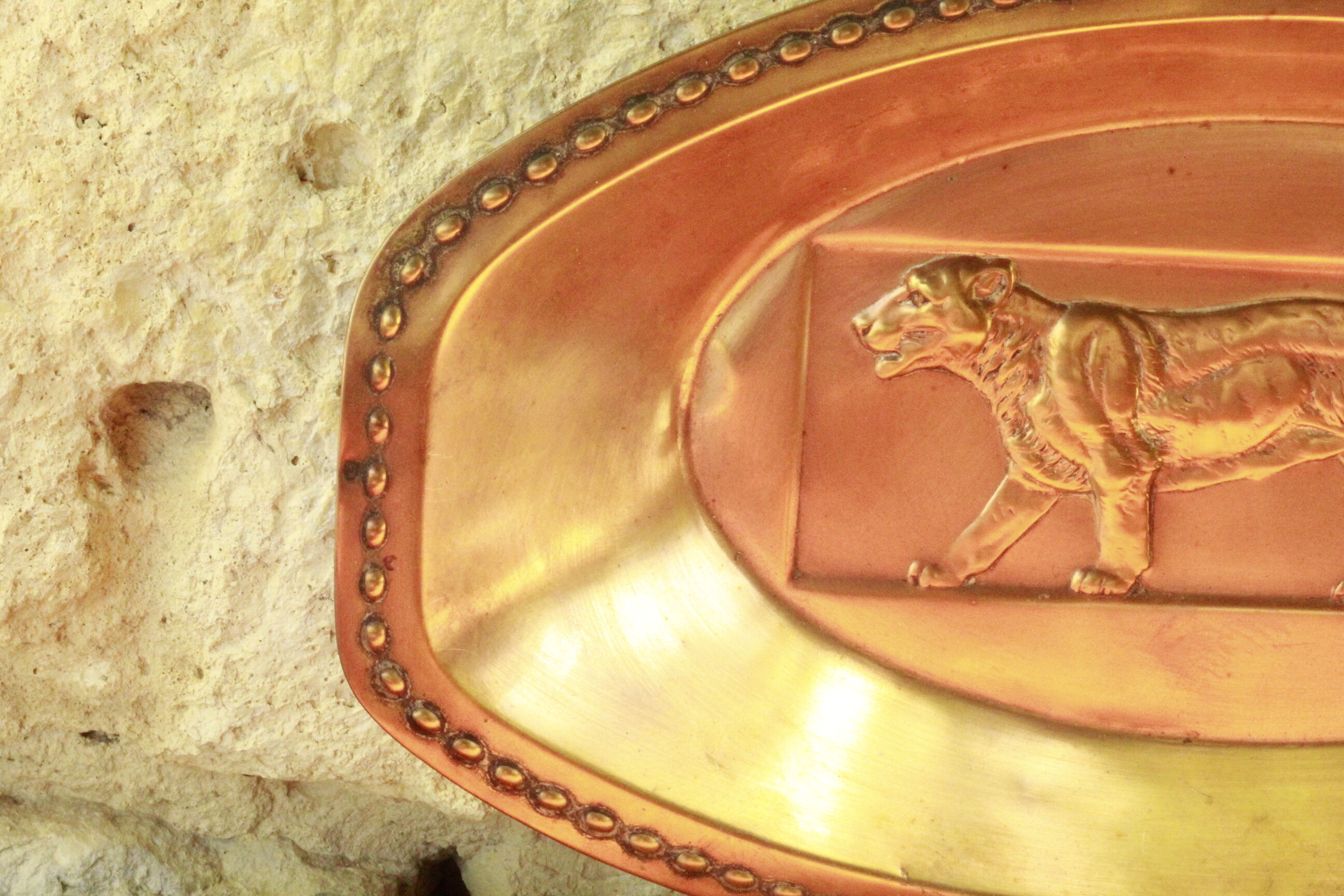 Old golden panther breadbasket