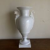 XXL white lion head neo-classical amphora vase from the Empire Consulate.