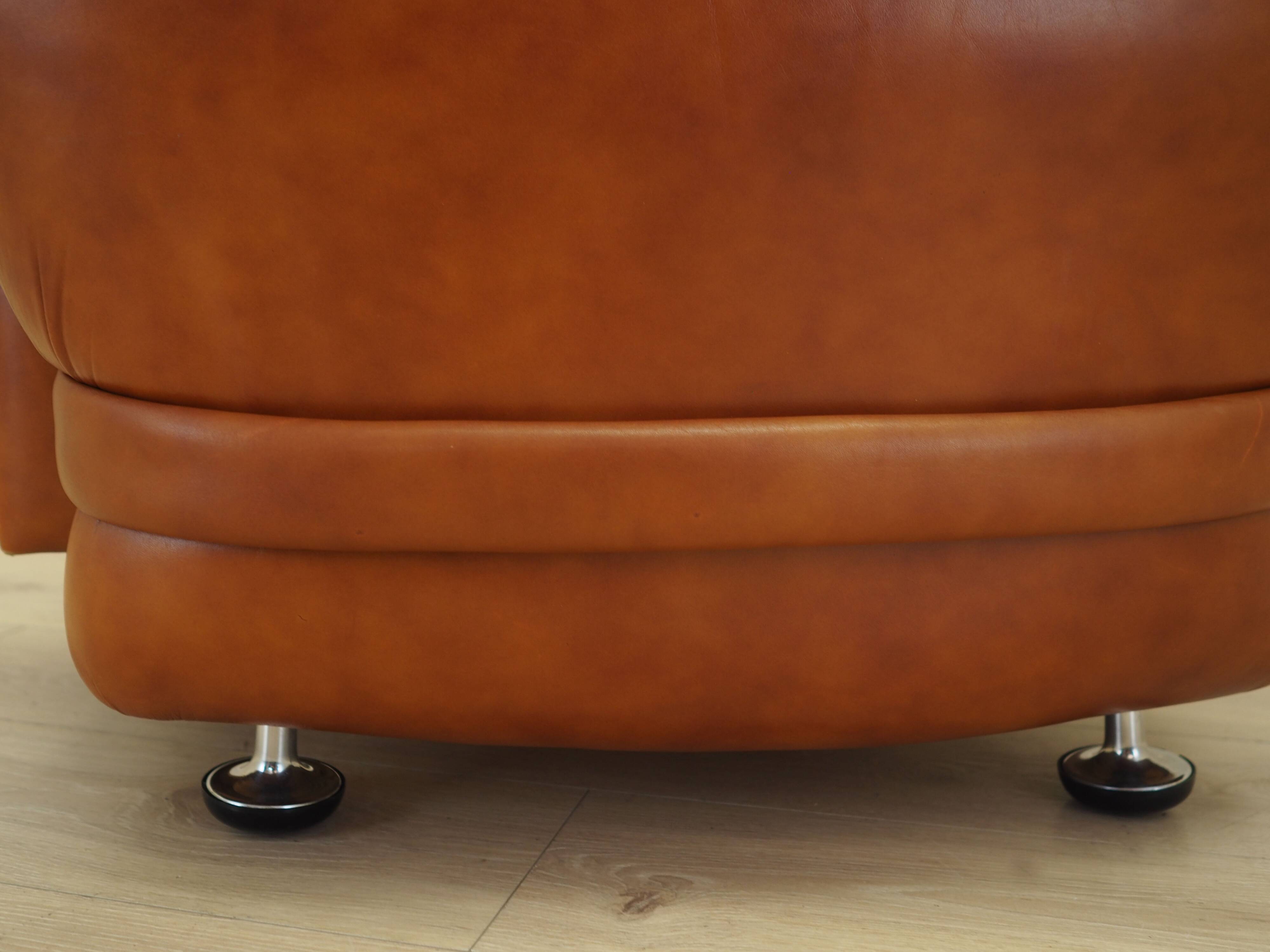Leather armchair, Italian design, 1970s, production: Italy