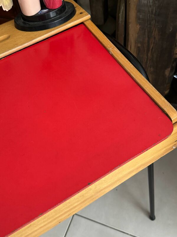 Ensemble bureau et chaise enfant rouge vintage