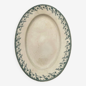 plat en porcelaine opaque de Gien ( modèle Montigny)