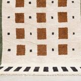 Handmade pure wool rug, size 150 x 250 cm.