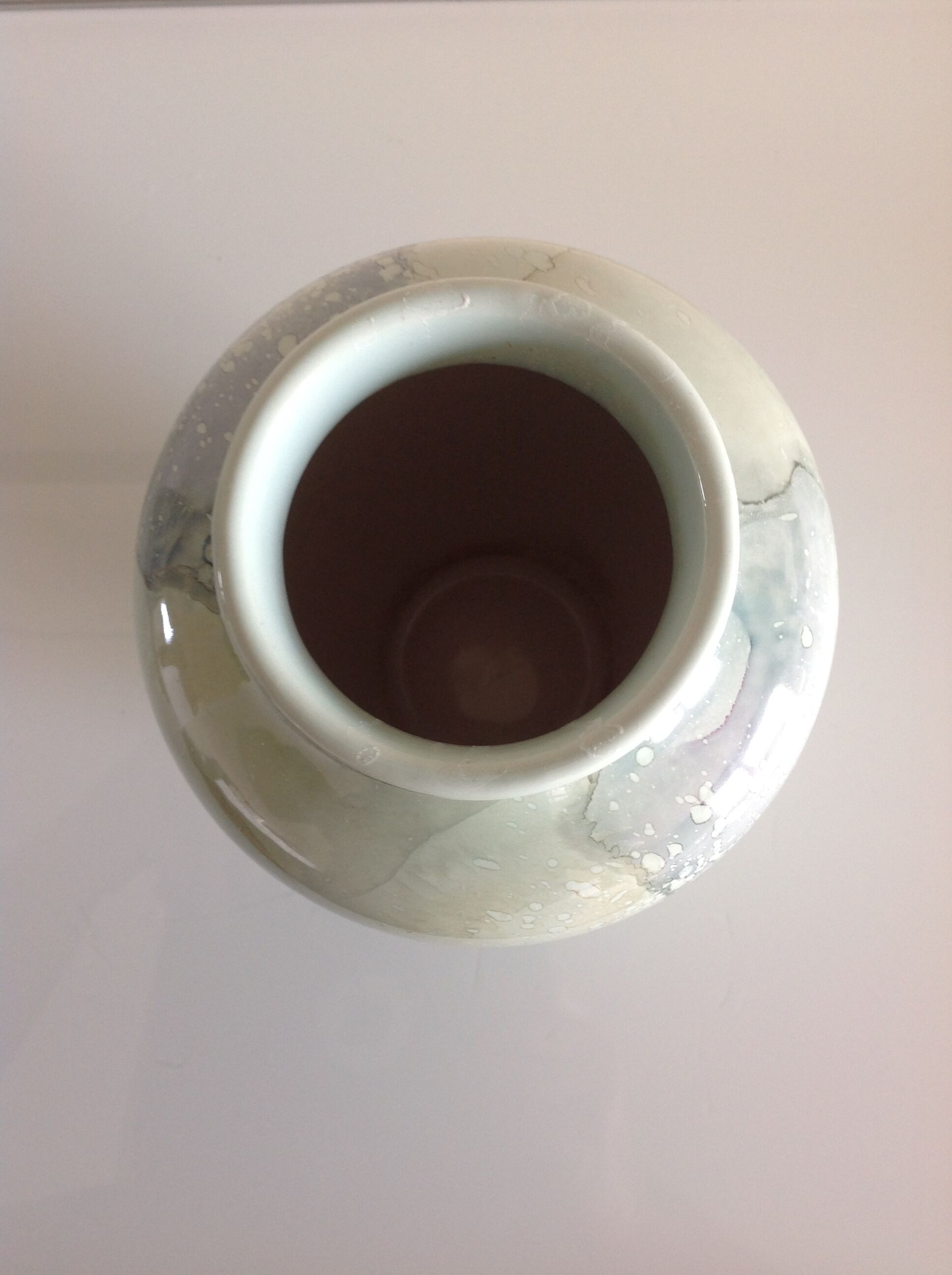 Pearly green ovoide vase by Scheurich Keramik / vintage 60s-70s